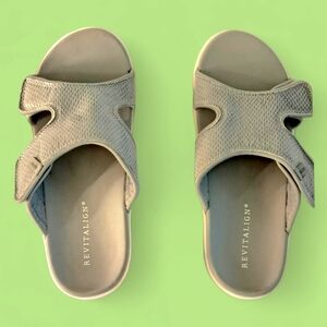 Revitalign NWOT Orthotic Adjustable Slide Sandals W 9D  Kholo Gecko Velcro Flap